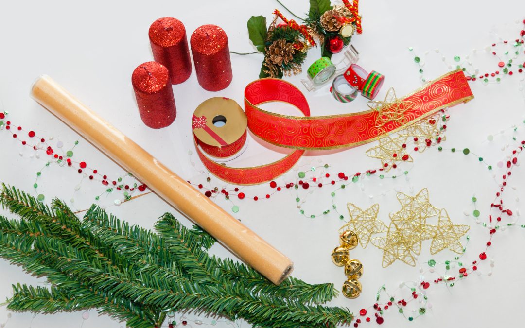 Last Minute Holiday Decorating Tips for All!